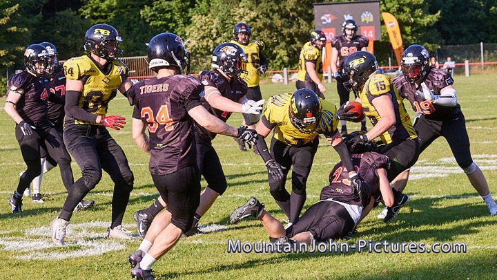 2023-06-10_19-09-40__G__2559